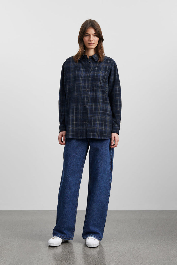 edgar shirt in dark navy check – KARI KARI